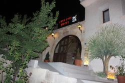 Cave Life Hotel