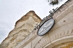 Cave Seasons Deluxe Hotel
