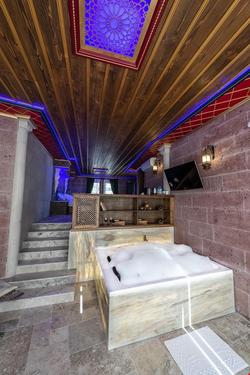 Foremanson Cave Hotel