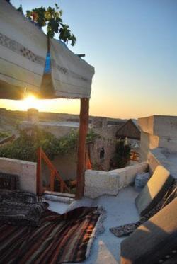 Uçhisar Kaya Pension