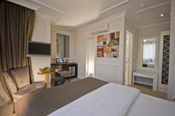 North Point Hotel