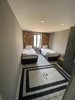 Newton Otel