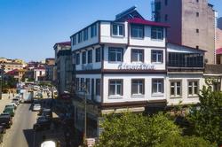 Uzer Otel