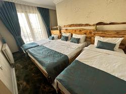 Real Suit Hotel