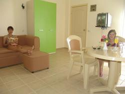 Olivia Family Suites