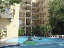 Olivia Family Suites