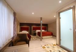 Mora Otel