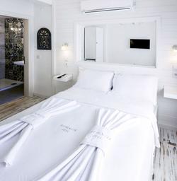 Bademlik Hotel