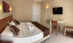Hare Hotel