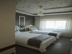 Lion Park Suits & Residence