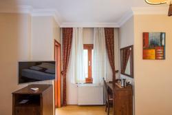 Berce Apartment & Suites