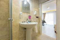 Blue Marmara Suites
