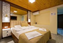 Candy Hotel