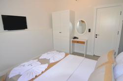 Juglans Suites