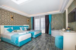 The Lea Hotel & Beach