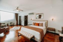 Doors Urla Hotel