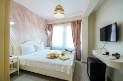 Lutro Otel