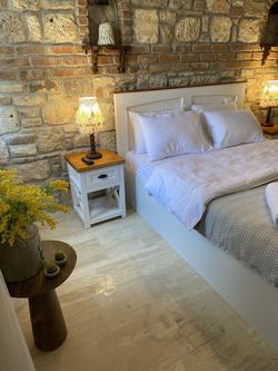Ionia Liberty Stone Hotel