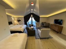 Jest Hotel