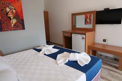 Sandhill  Hotel