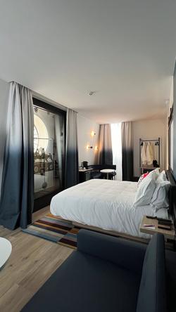Aloft Dijon