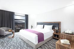 Lilium Hotel & Suites