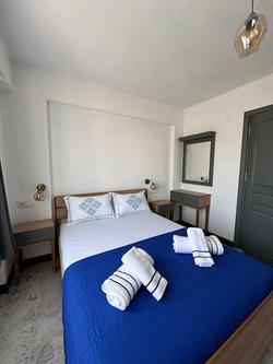 Rose Island Hotel