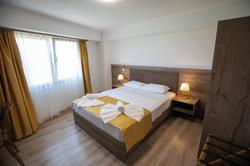 E87 Highway Otel