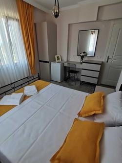 Zeus Kir Evi