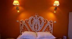 Queen Serenity Hotel