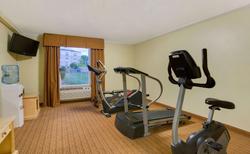 Baymont by Wyndham Charlotte Airport / I-85 North