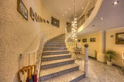 Hotel Burgfrieden