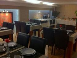 Envoy Hotel