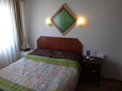 Uzum Hotel