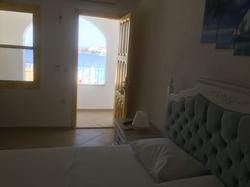 Estrella Beach Hotel