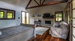 Apple Orchard Inn Cottages