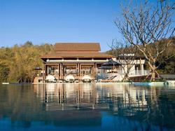 Veranda High Residence