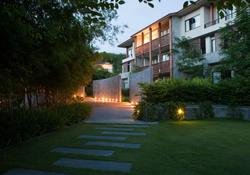 Veranda High Residence