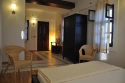 Akvaryum Otel
