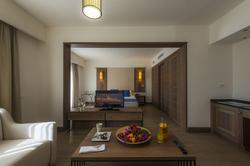 Liv Hotel By Bellazure