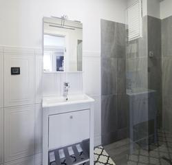 Ayapetro Hotel