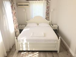 Bozcaada Kirli Otel
