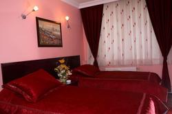 Yaman Hotel & Restaurant