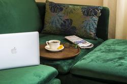 Maxuite Hotel In Home