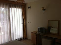 Kardesler Otel
