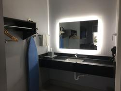 Platinum Inn And Suites