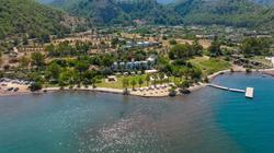 Chillos Beach Hotel & Lounge