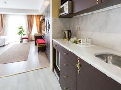 Cosmos Hotel