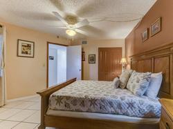 Sunglow Resort 305
