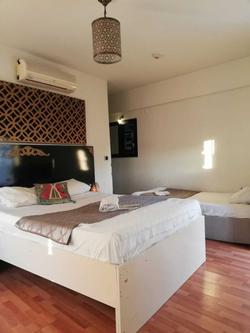 Gilgamis Hotel